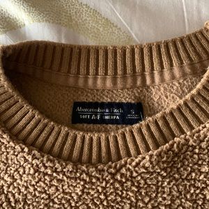 Super soft Sherpa Abercrombie and Fitch crew neck